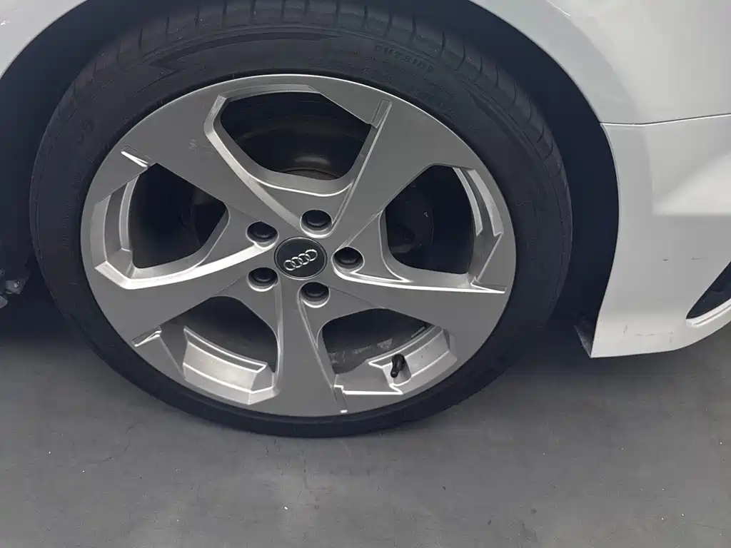 Audi A3 2018 30th Anniversary Model Sportback 35 TFSI Sports купить на сайте DeffCars