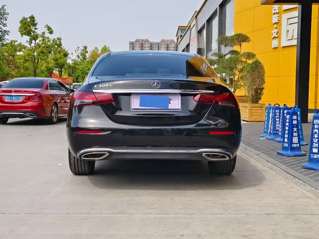 Mercedes-Benz E-Class 2021 E 300 L Luxury Model купить на сайте DeffCars