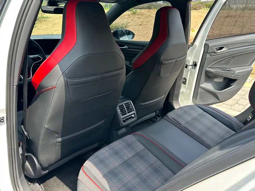 Golf GTI 2021 facelift 380TSI DSG GTI купить на сайте DeffCars