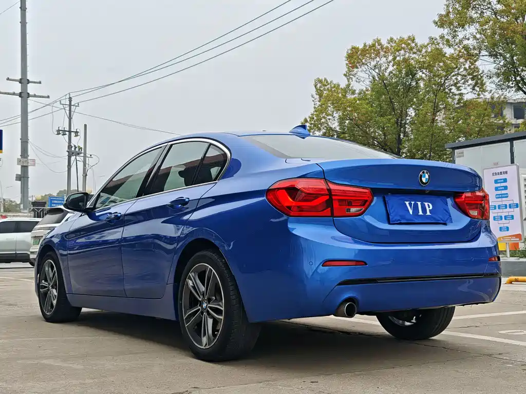 BMW 1 Series 2018 118i Sports купить на сайте DeffCars