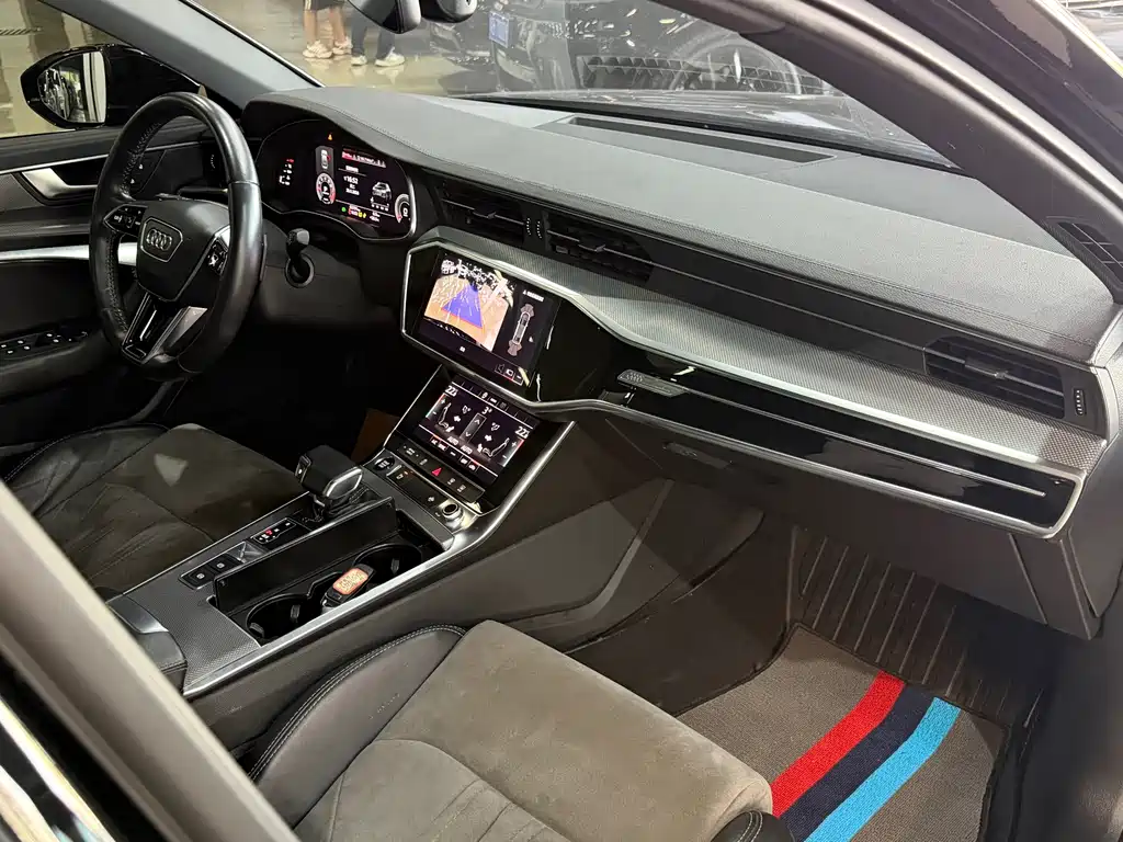 Audi A6L 2021 40 TFSI luxury and dynamic model купить на сайте DeffCars