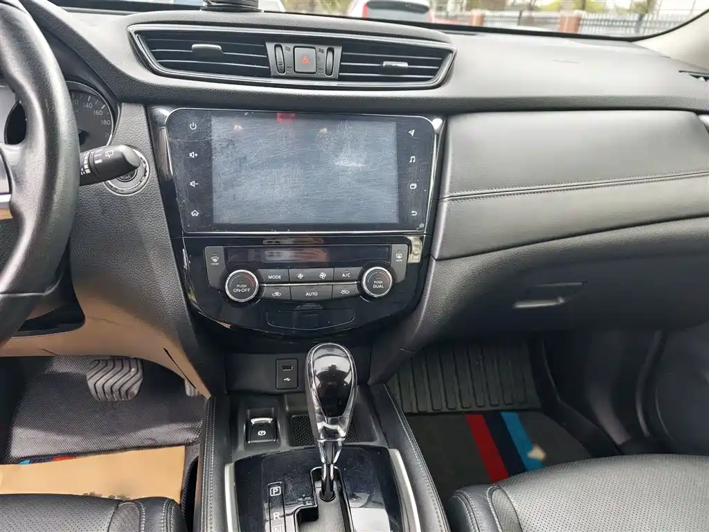 X-Trail 2019 2.0L CVT Intelligent Comfort Edition 2WD купить на сайте DeffCars