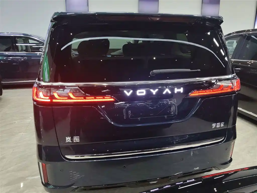 Lantu Dreamer 2025 PHEV four-wheel drive flagship Kunpeng version купить на сайте DeffCars