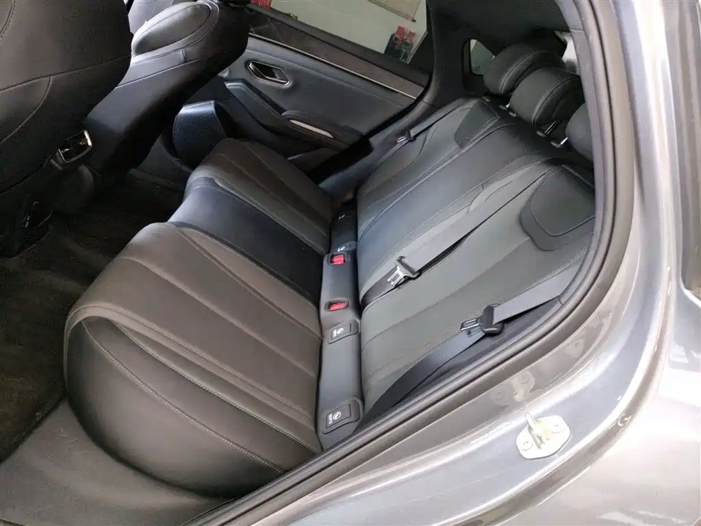 Qin L 2024 DM-i 80KM transcendent model купить на сайте DeffCars