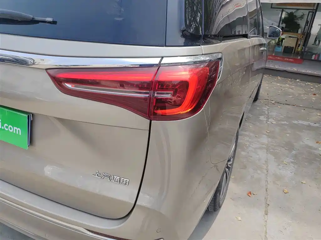 Buick GL8 2023 ES Lu Zun flagship model купить на сайте DeffCars