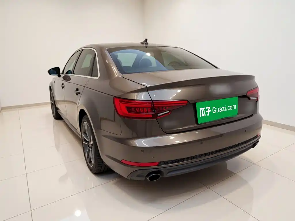 Audi A4L 2017 45 TFSI quattro sports купить на сайте DeffCars