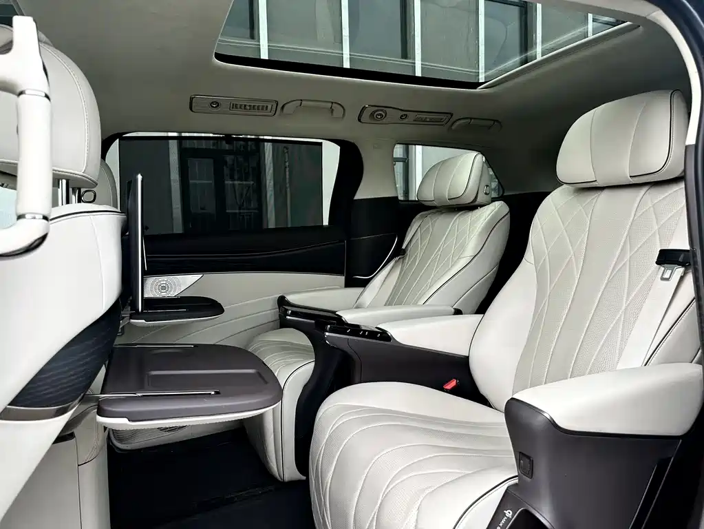 Denza D9 2024 DM-i 980 four-wheel drive flagship model купить на сайте DeffCars