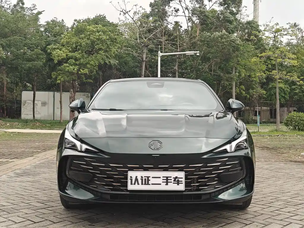 MG7 2023 2.0T Automatic Beauty Hunting Luxury Edition купить на сайте DeffCars