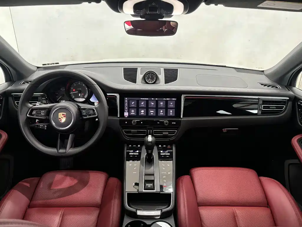 Macan 2022 Macan 2.0T купить на сайте DeffCars