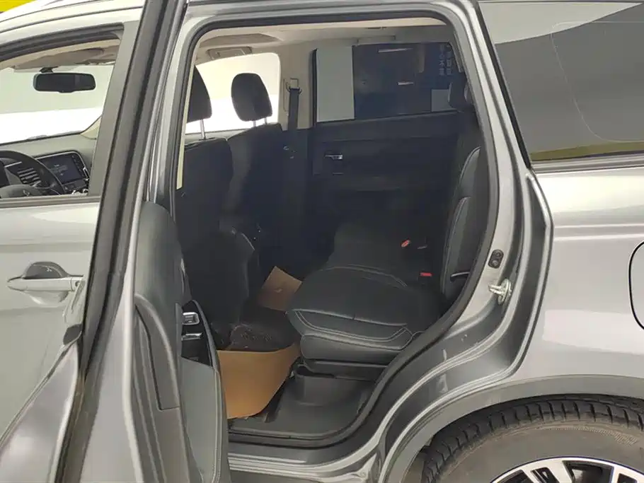 Outlander 2020 2.0L 2WD Enjoy Edition 5 seats купить на сайте DeffCars