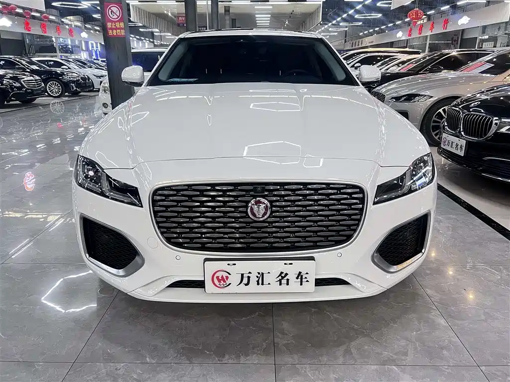 Jaguar XFL 2024 2.0T P250 two-wheel drive exclusive luxury version купить на сайте DeffCars