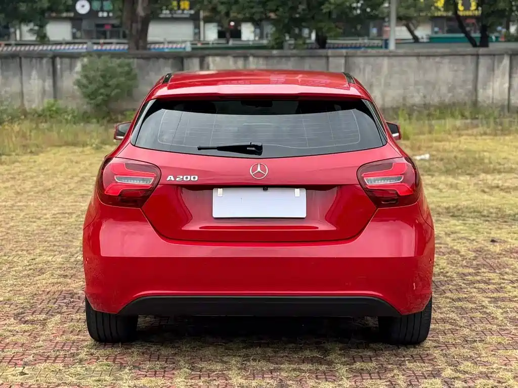 Mercedes-Benz A-Class Imported 2016 A 200 Dynamic купить на сайте DeffCars