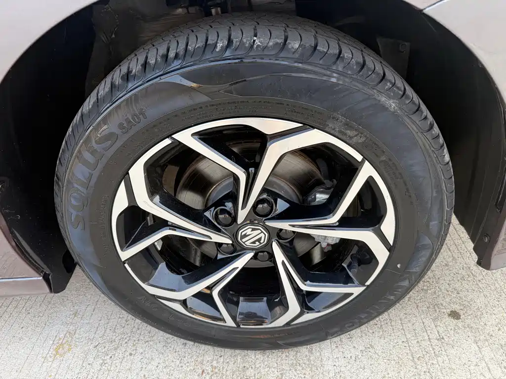 MG5 2023 180DVVT CVT Deluxe Edition купить на сайте DeffCars