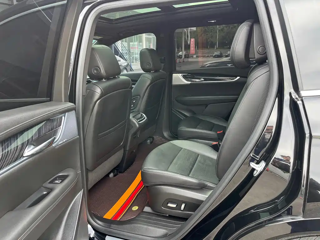 Cadillac XT6 2025 2.0T six-seat four-wheel drive luxury executive classic version купить на сайте DeffCars
