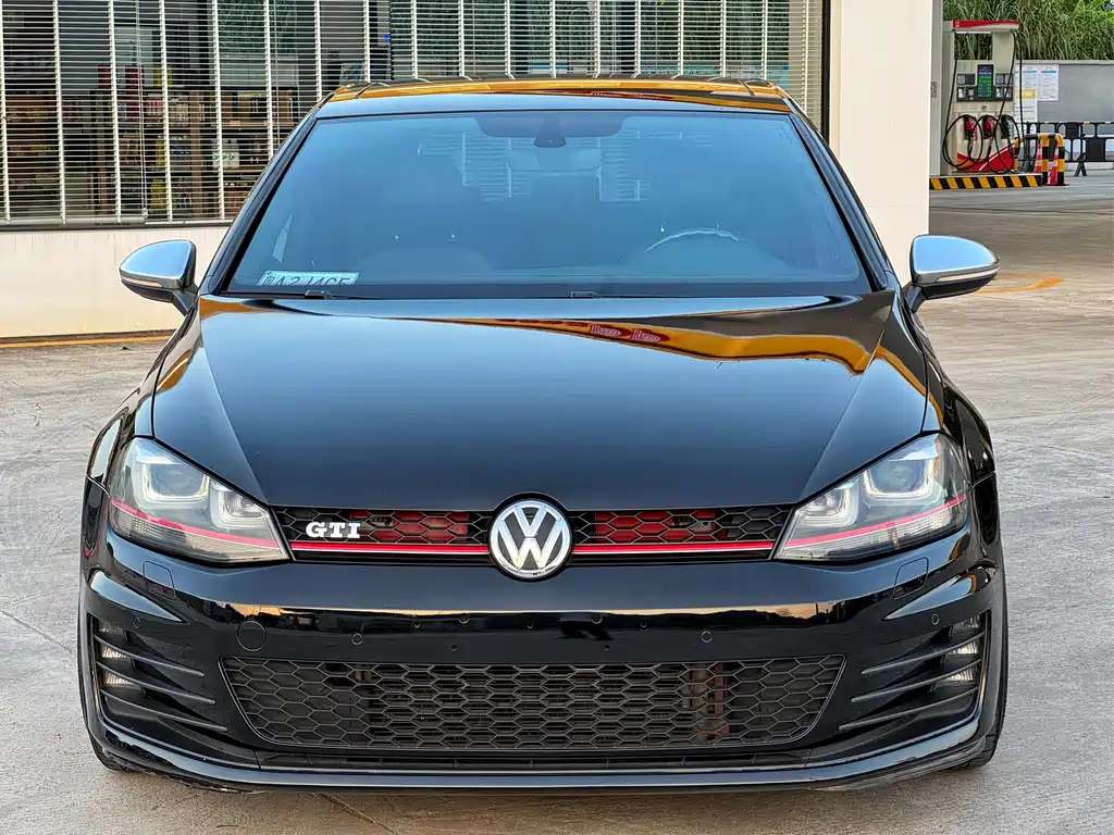 Golf GTI 2016 2.0TSI GTI купить на сайте DeffCars