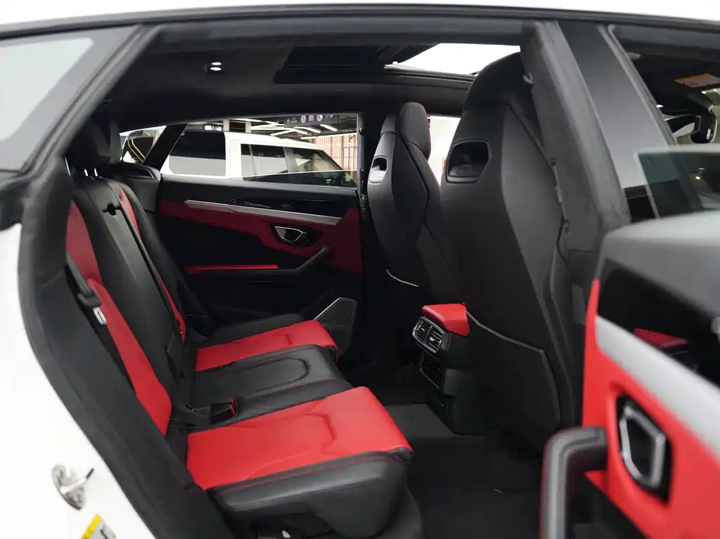 Urus 2018 4.0T V8 купить на сайте DeffCars