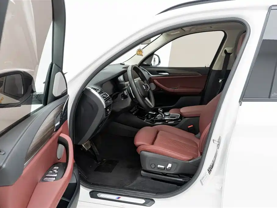 BMW X3 2022 Model 2 xDrive30i Leading M Night Package купить на сайте DeffCars