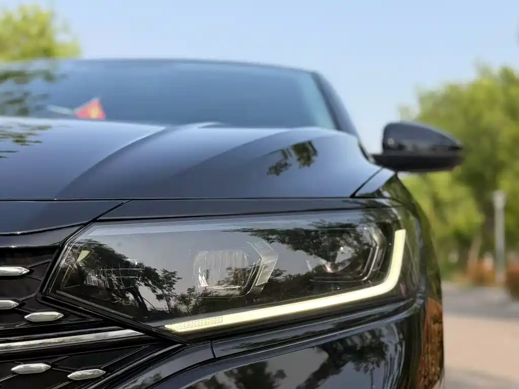 Passat 2023 330TSI Starry Sky Elite Edition купить на сайте DeffCars