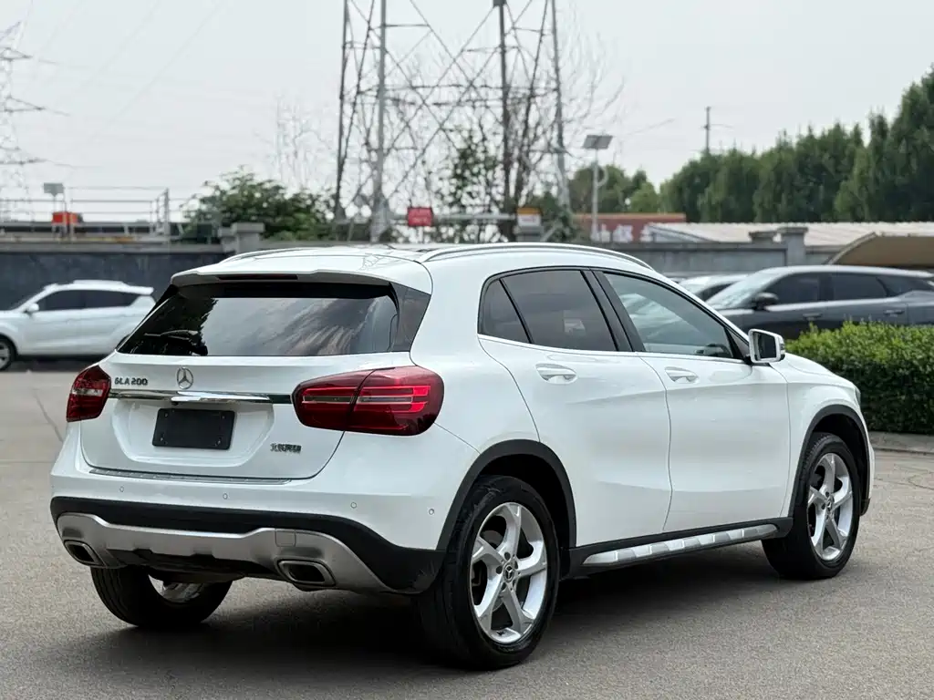 Mercedes GLA 2018 200 Dynamic купить на сайте DeffCars