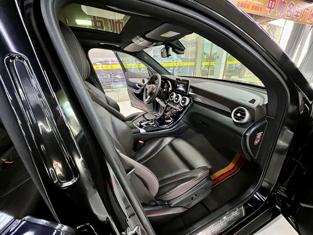 Mercedes-Benz GLC 2017 GLC 200 4MATIC купить на сайте DeffCars