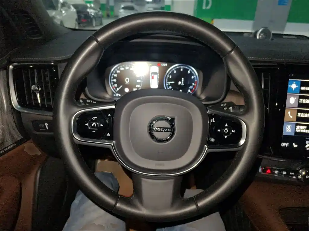 Volvo S90 2021 B5 Zhiya Luxury Edition купить на сайте DeffCars