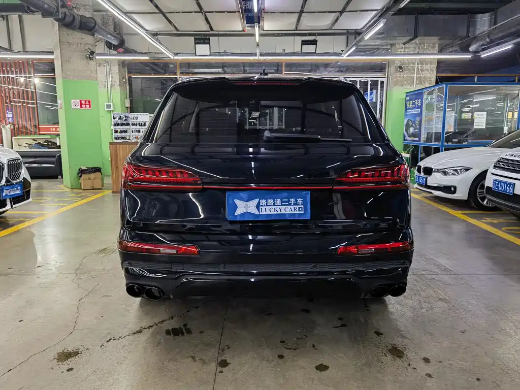 Audi Q7 2020 55 TFSI quattro S line sports купить на сайте DeffCars