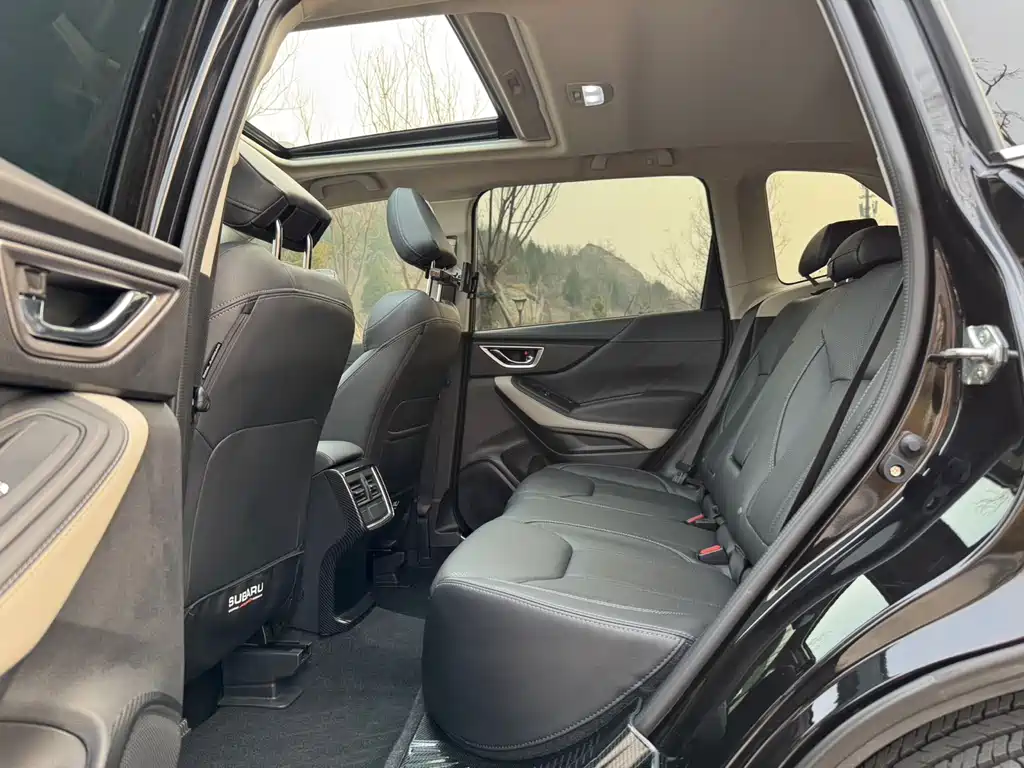 Forester 2022 2.0i AWD Deluxe Edition EyeSight купить на сайте DeffCars