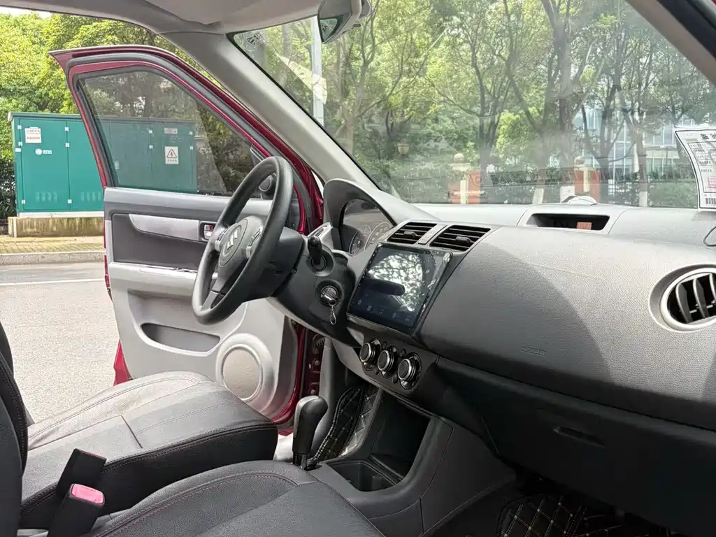 Swift 2014 1.5L automatic fashion model купить на сайте DeffCars