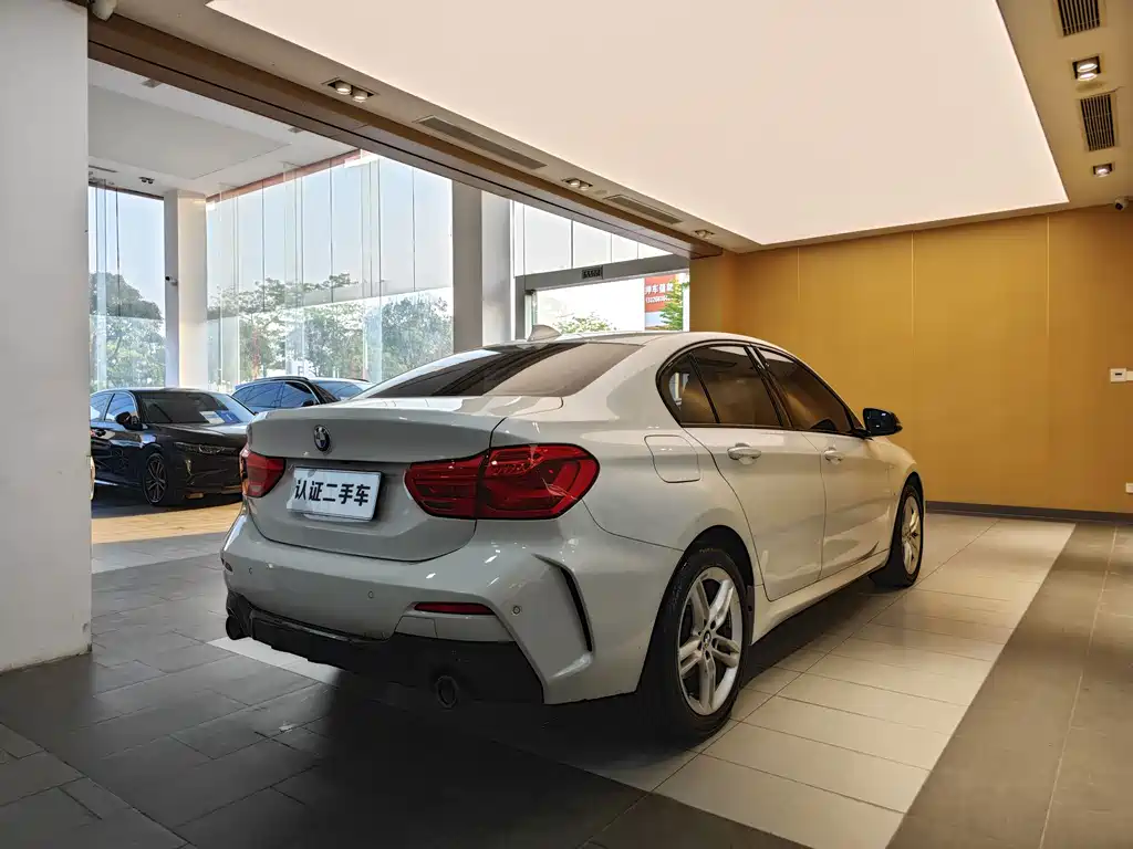 BMW 1 Series 2021 facelift 120i M Sports Night Edition купить на сайте DeffCars