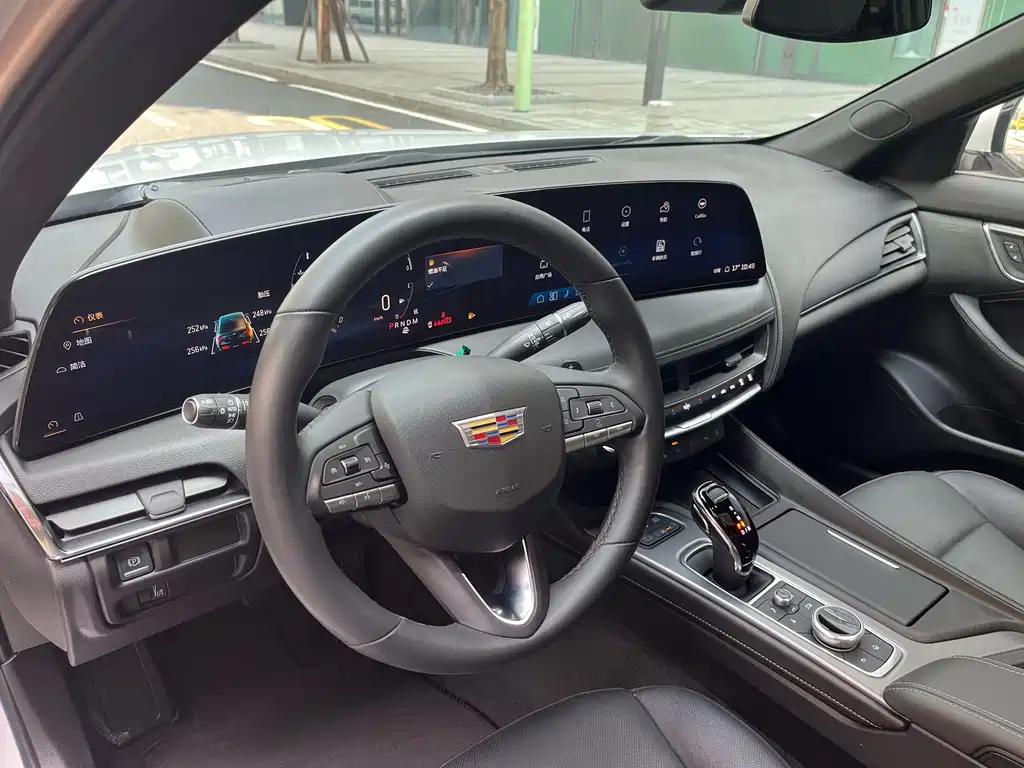 Cadillac CT5 2024 28T Luxury Pro купить на сайте DeffCars