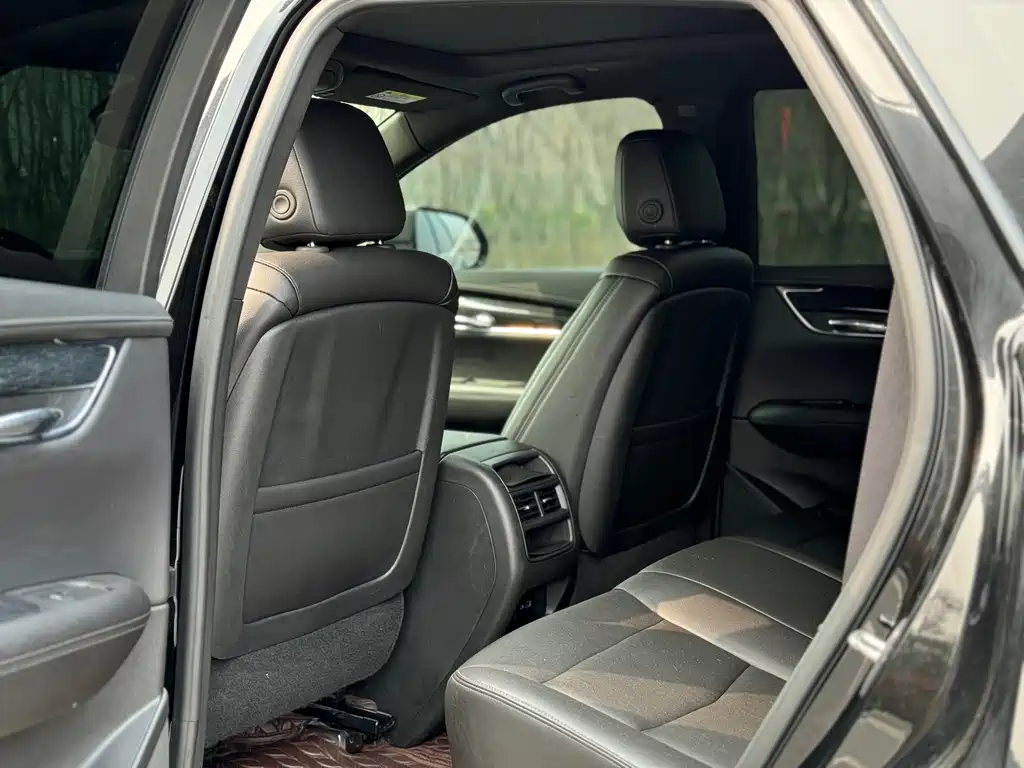 Cadillac XT5 2021 28T four-wheel drive luxury model купить на сайте DeffCars