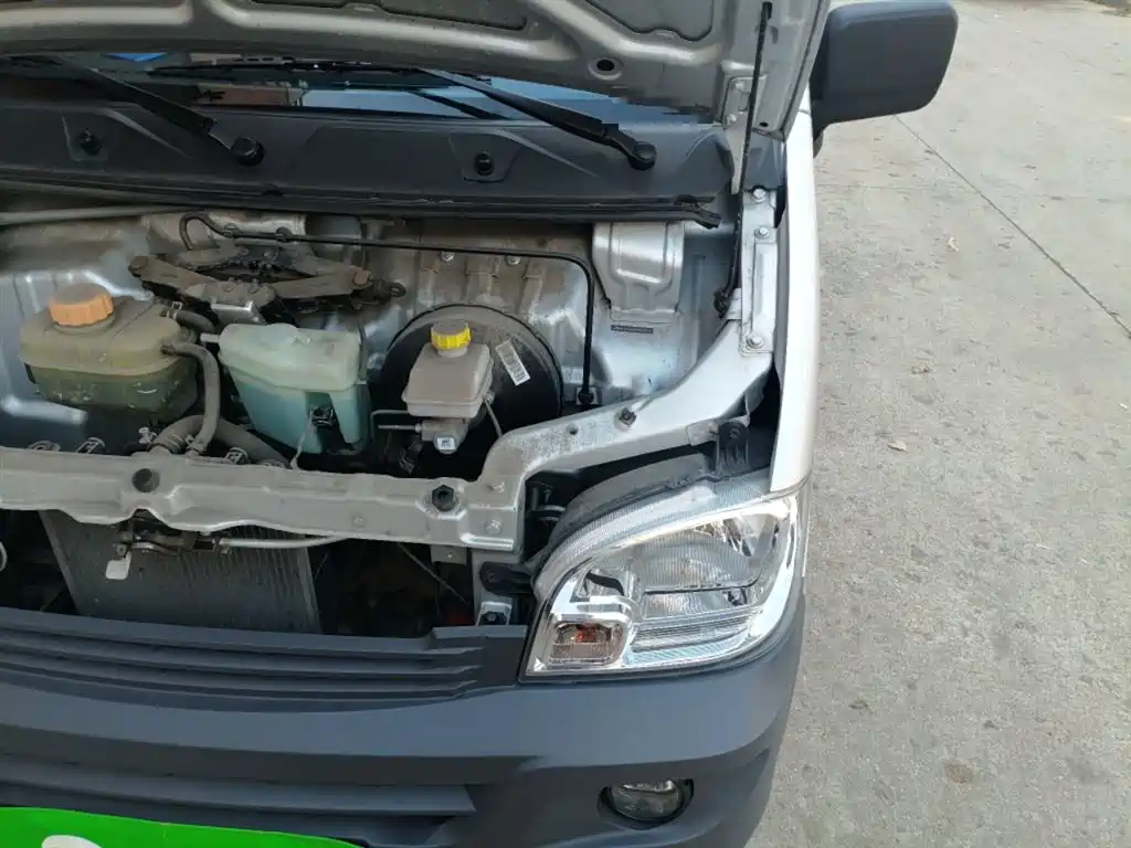 Wuling Zhiguang 2020 1.2L Practical National VI LSI купить на сайте DeffCars