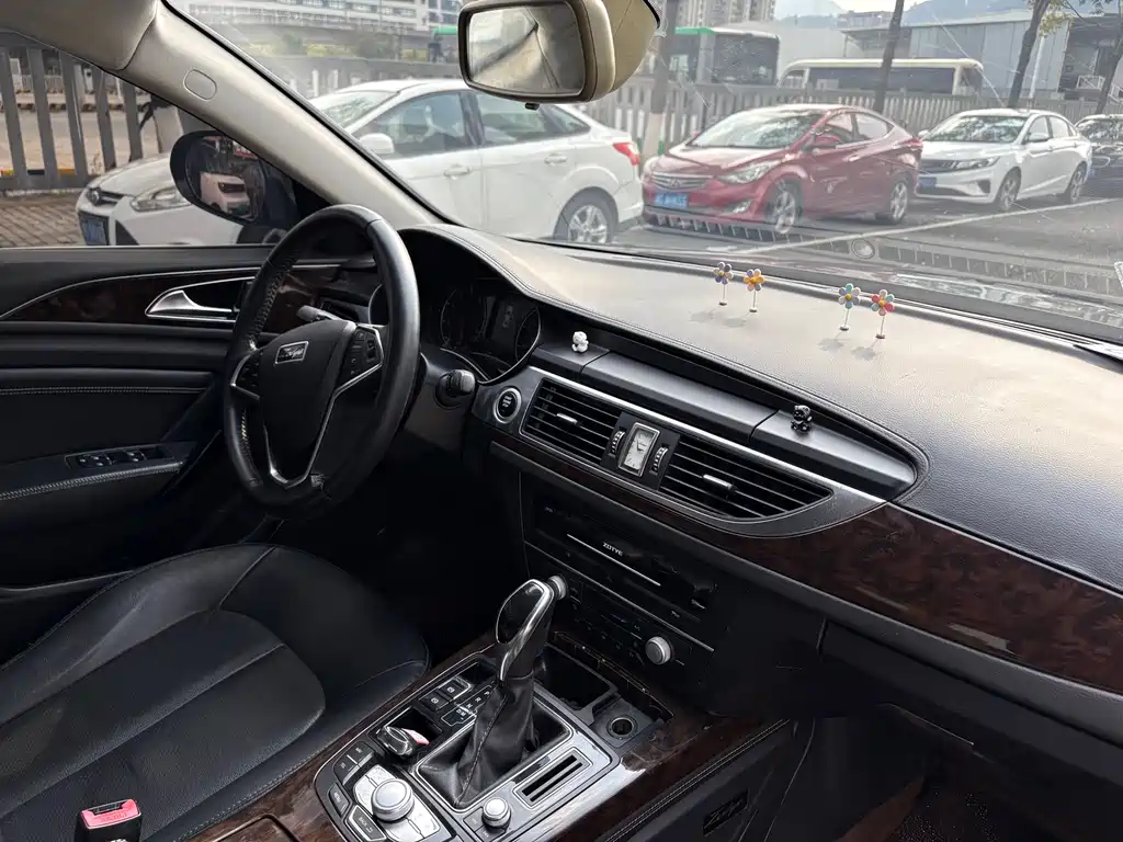 Zotye Z700 2018 model Z700H 1.8T DCT exclusive model купить на сайте DeffCars