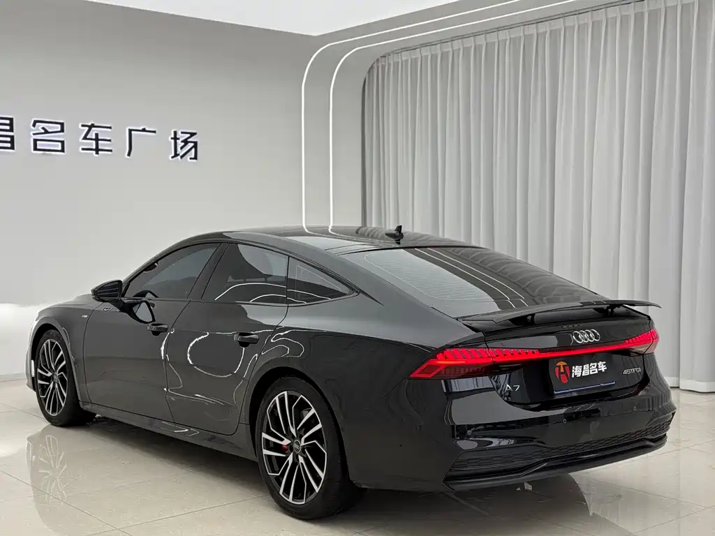 Audi A7 2024 45 TFSI Premium Selection купить на сайте DeffCars