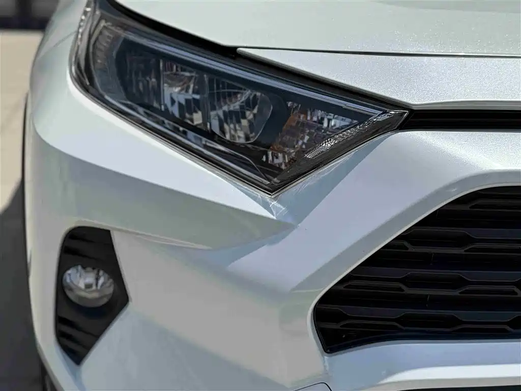 RAV4 Rongfang 2022 Dual Engine 2.5L E-CVT Two-wheel Drive Elite Edition купить на сайте DeffCars