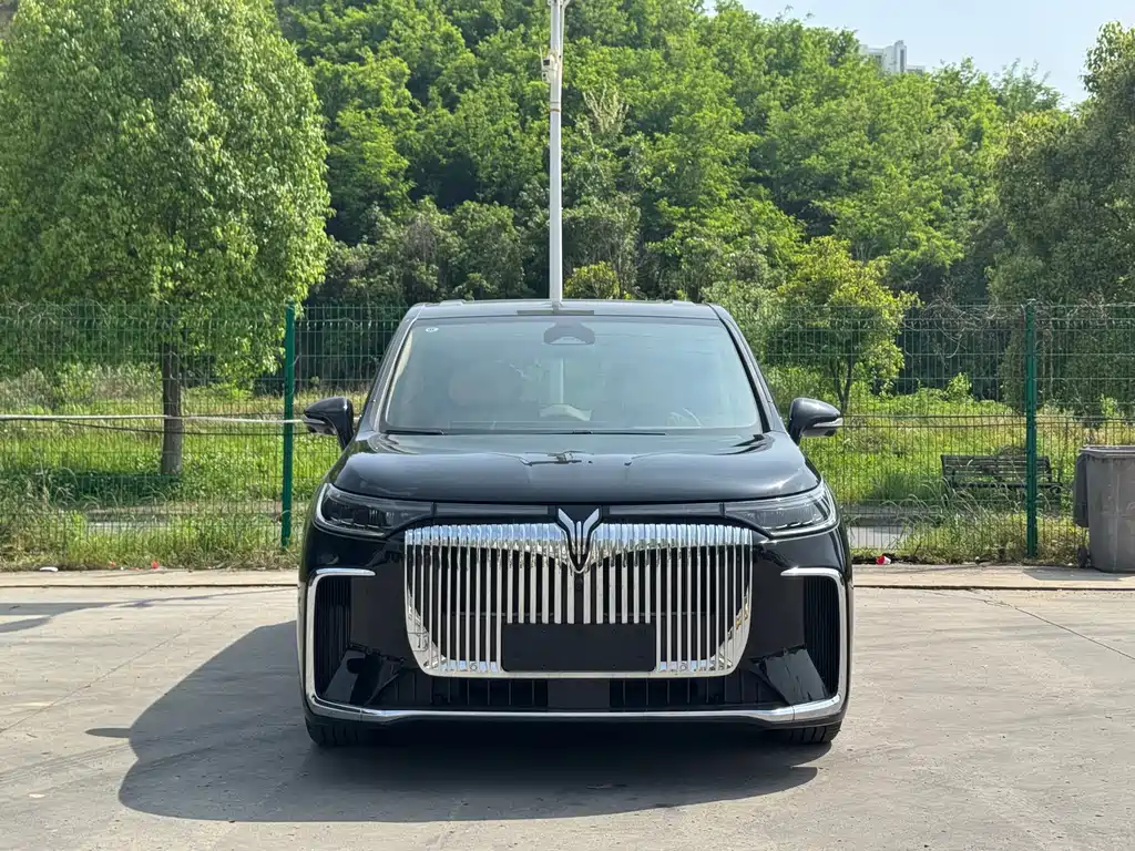 DREAM 2025款 PHEV 四驱旗舰鲲鹏版 купить на сайте DeffCars