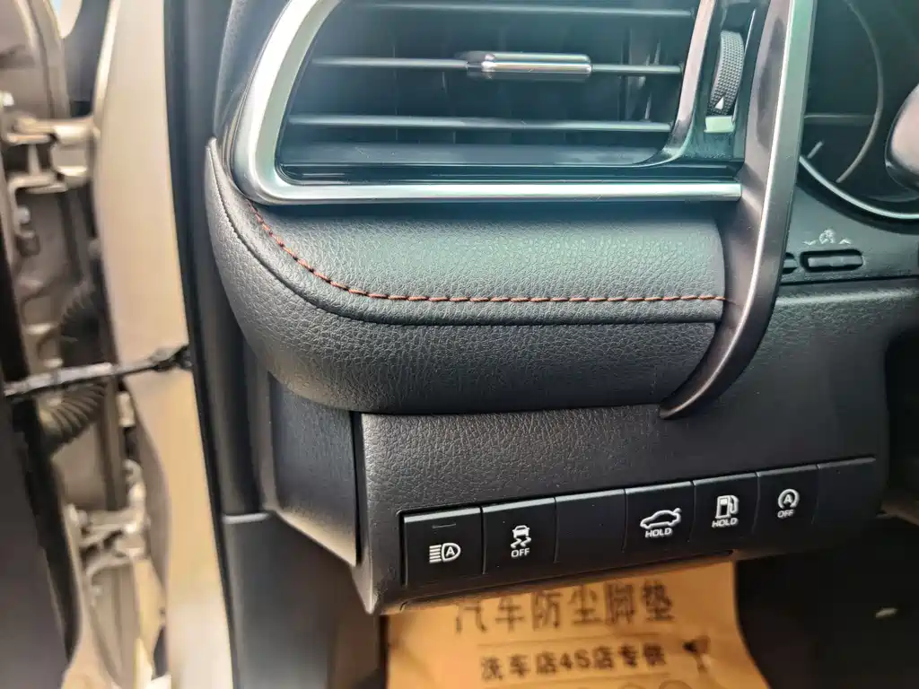 Camry 2019 2.0G Deluxe Edition National VI купить на сайте DeffCars