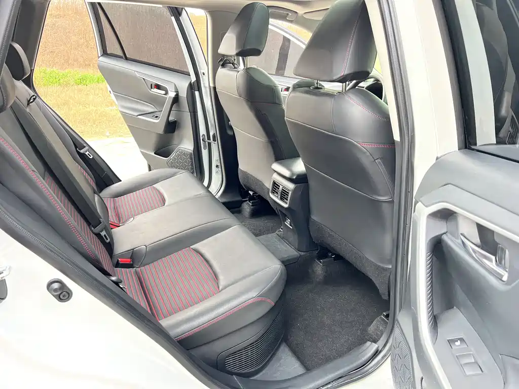 RAV4 Rongfang Dual Engine E+ 2021 2.5L 2WD Elite Pro купить на сайте DeffCars