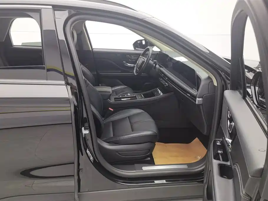 Adventurer 2024 1.5T two-wheel drive exclusive hybrid version купить на сайте DeffCars