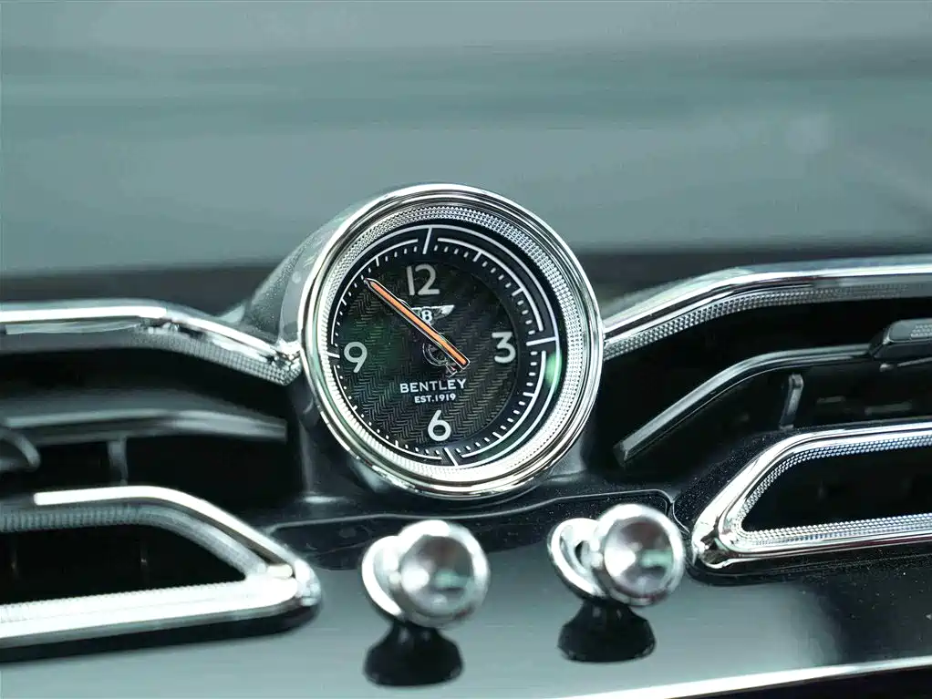 Bentayga 2022 4.0T V8 купить на сайте DeffCars