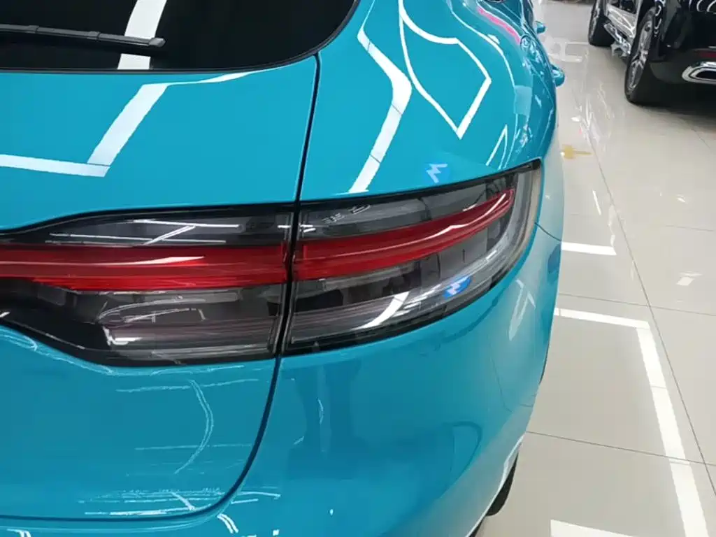 Macan 2023 Macan T 2.0T купить на сайте DeffCars