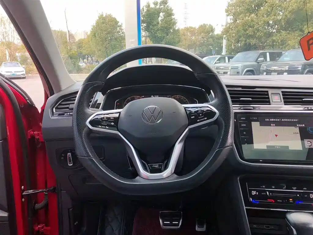 Tiguan X 2021 330TSI two-wheel drive flagship version купить на сайте DeffCars