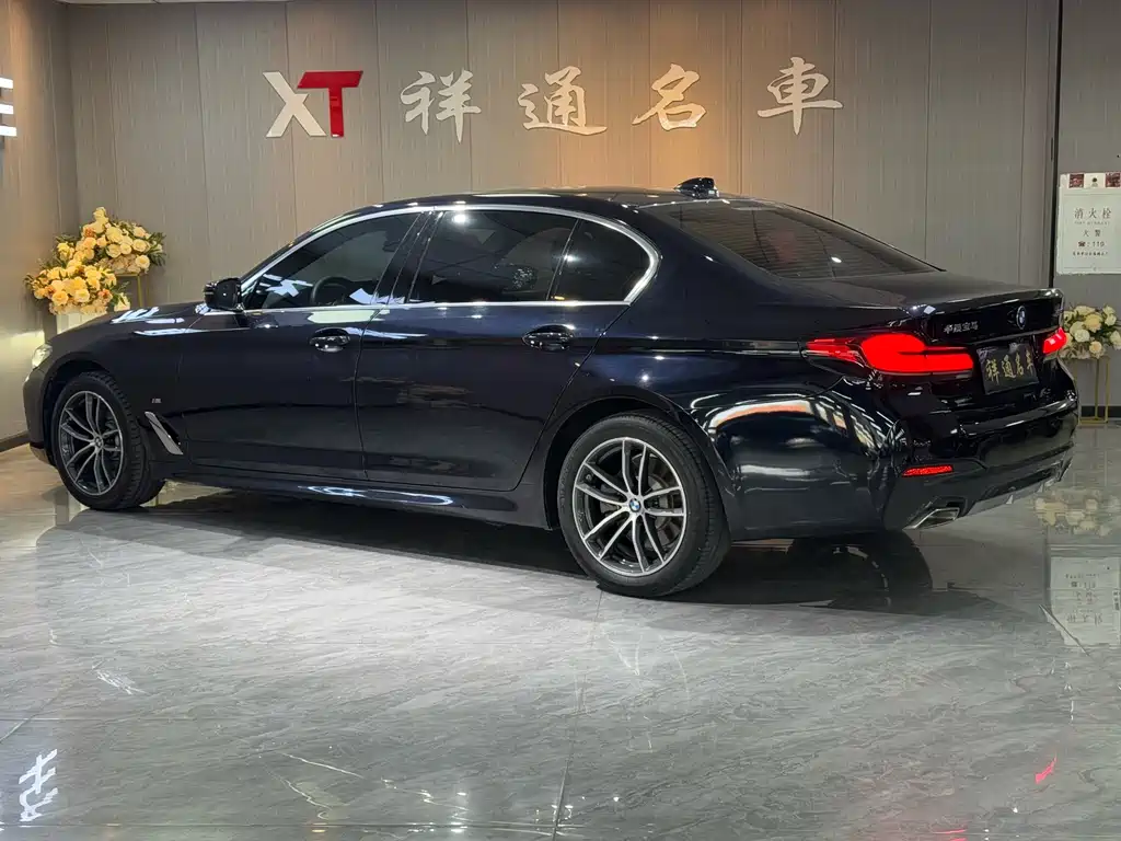 BMW 5 Series 2021 525Li M Sports Package купить на сайте DeffCars