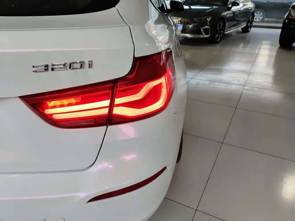 BMW 3 Series GT 2019 320i Fashion Model купить на сайте DeffCars