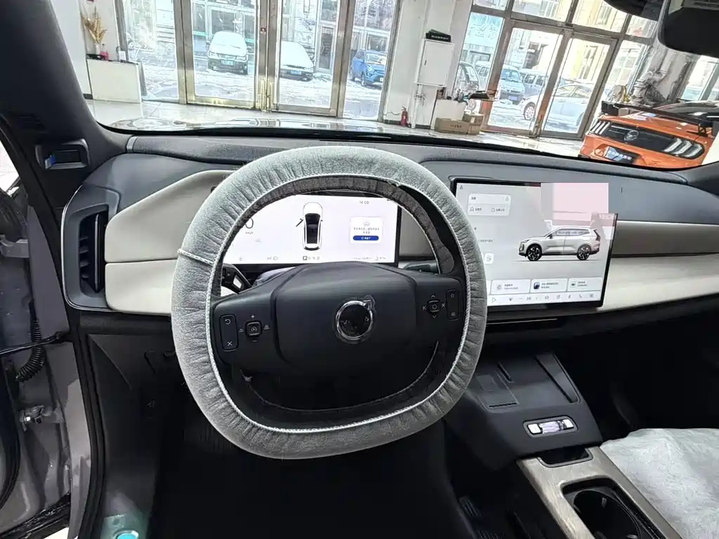 Volvo XC70 Plug-in Hybrid 2026 Four-wheel Drive Super Long Range Plus купить на сайте DeffCars