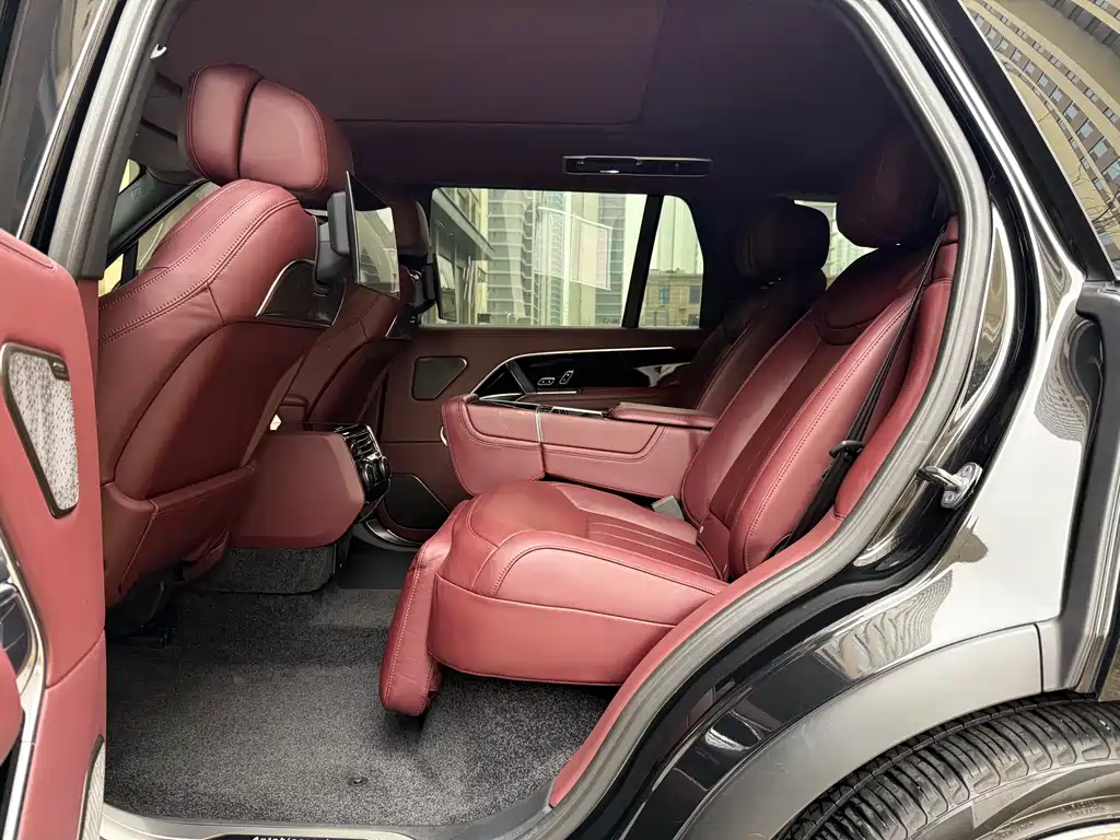 Range Rover 2023 3.0 L6 400PS Model Extended Edition купить на сайте DeffCars