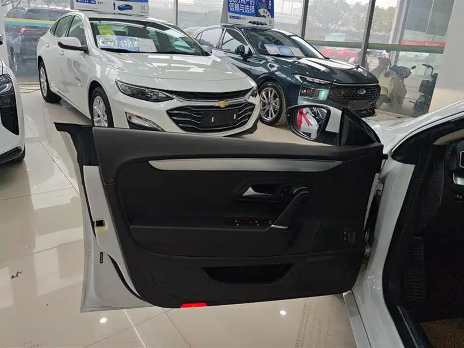 FAW-Volkswagen CC 2018 1.8TSI luxury model купить на сайте DeffCars