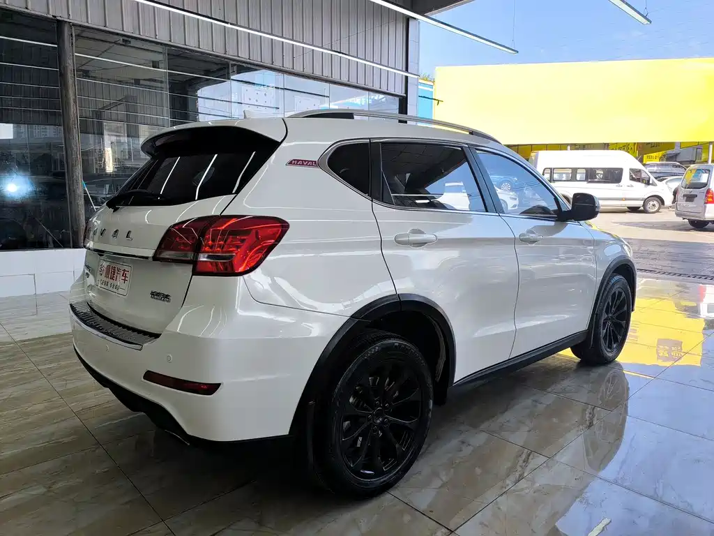 Haval H2 2017 Red Label 1.5T automatic two-wheel drive luxury model купить на сайте DeffCars