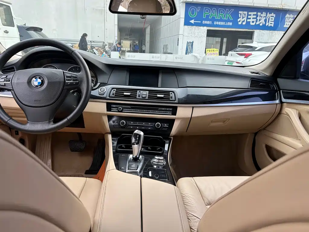 BMW 5 Series 2011 523Li Leading Model купить на сайте DeffCars