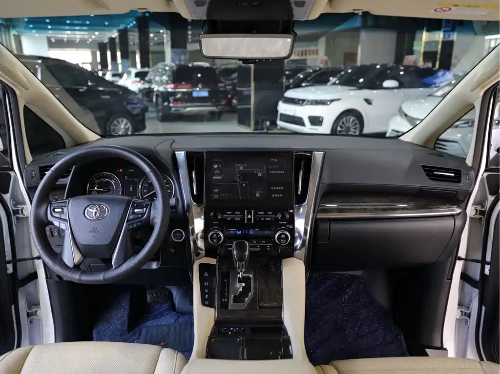 Wilfa 2021 Crown Dual Engine 2.5L HV Premium Edition купить на сайте DeffCars